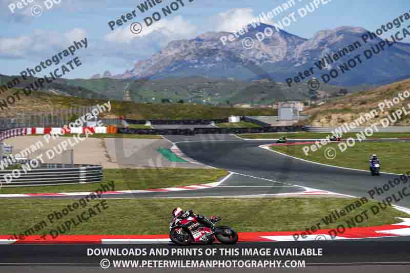 cadwell no limits trackday;cadwell park;cadwell park photographs;cadwell trackday photographs;enduro digital images;event digital images;eventdigitalimages;navarra;no limits trackdays;peter wileman photography;racing digital images;trackday digital images;trackday photos